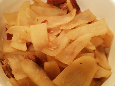 叉燒肉炒土豆片