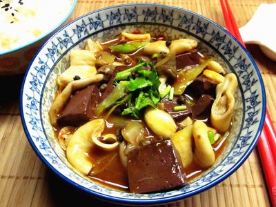 參考食譜 : 五更腸旺鍋【小七食堂回家煮】