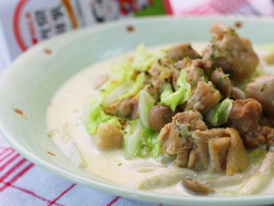 參考食譜 : 白菜雞肉牛奶煮【光泉鮮奶】