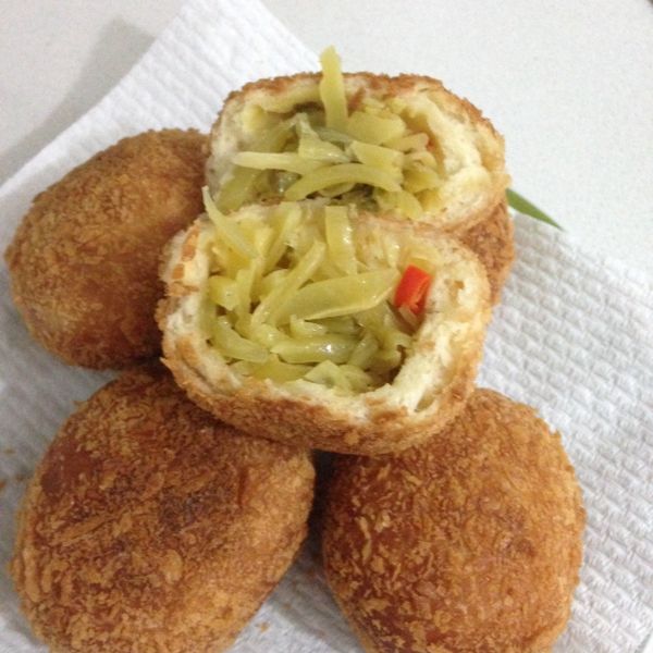 酸菜可拿滋 : 肉包婕兒一起做