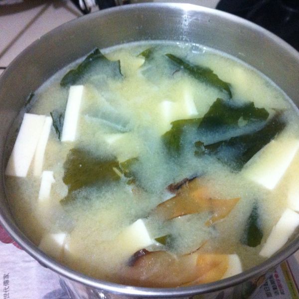 高鈣料理》小魚乾豆腐味噌湯:Tyng 一起做