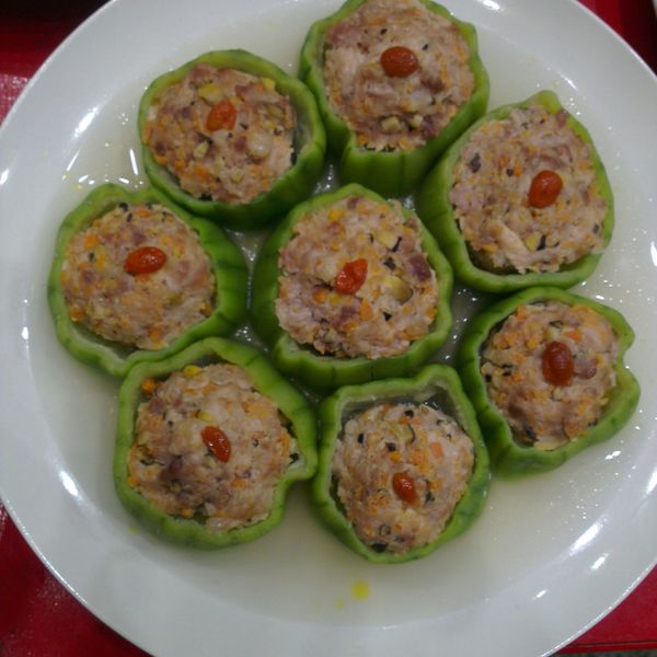 絲瓜蝦仁鑲肉：思伃 一起做