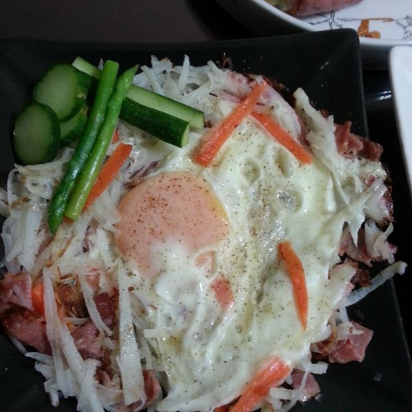 10分鐘快速早餐【洋芋培根蛋】：Fochung  Lan 一起做