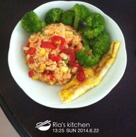 蛋包飯 : Wang Ria一起做