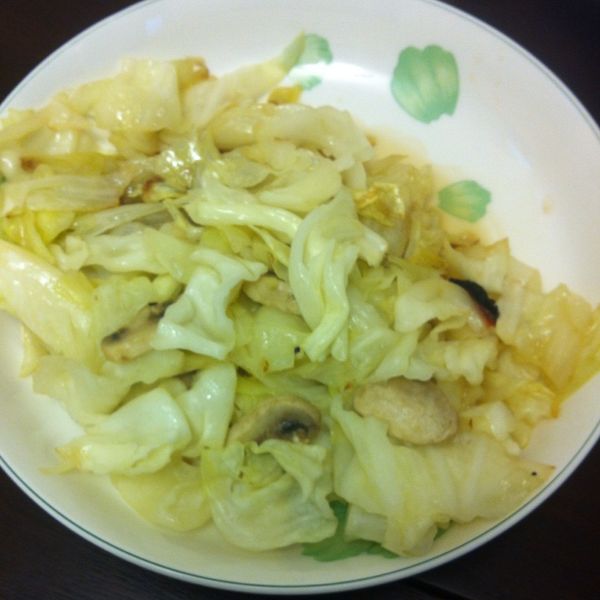 蘑菇高麗菜 : Wang Ria一起做