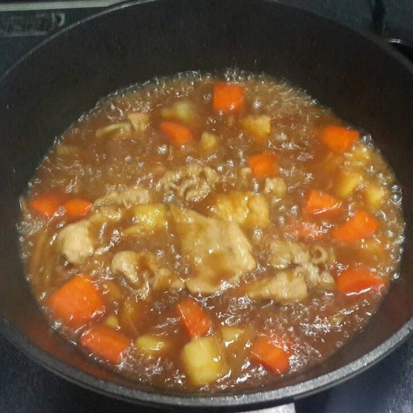 馬鈴薯燉肉 : Chiau Chiau Yang一起做