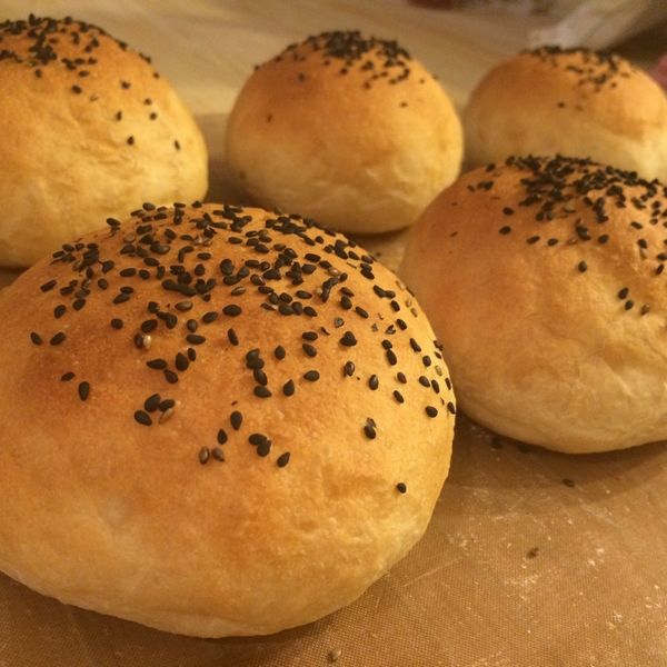 漢堡麵包 : 小菲一起做