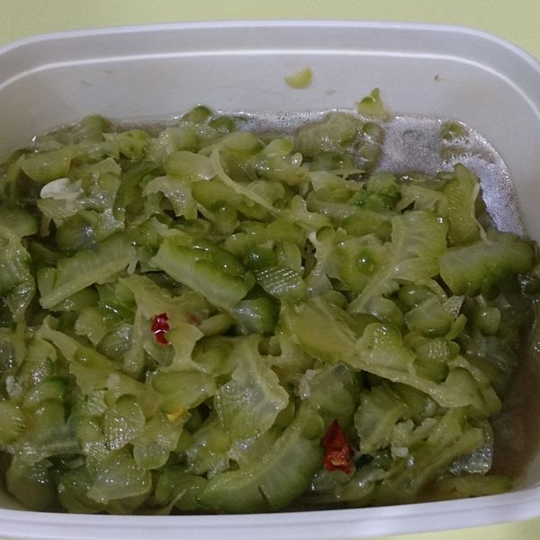 辣拌冰苦瓜 : Syou Kougi一起做