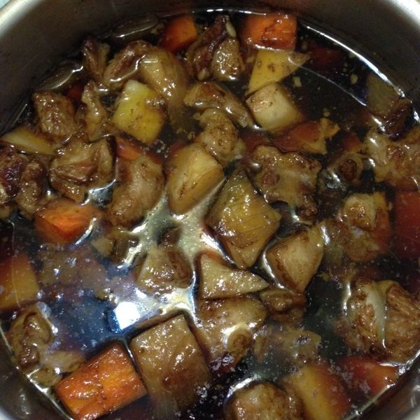 電鍋輕鬆做日式馬鈴薯燉肉 : Liyun Chung一起做