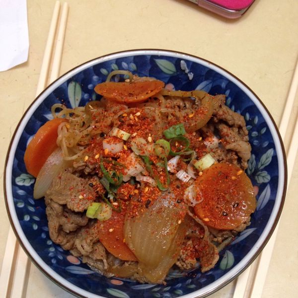 深夜食堂～牛丼：Wawa Kung 一起做