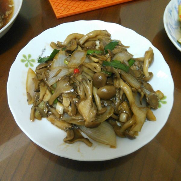 蔥爆雙菇 : Erin Chang一起做