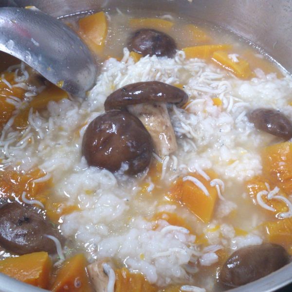 <電鍋零失敗> 金瓜稀飯小寶貝超愛 : 楊啟鴻一起做