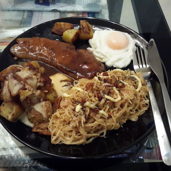 蒜香起司馬鈴薯 : 打孖星一起做