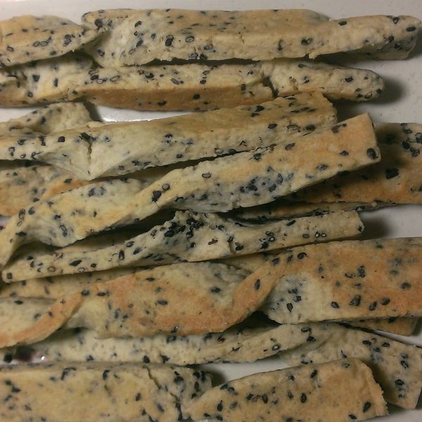 【芝麻牛奶棒】：周怡蓉 一起做