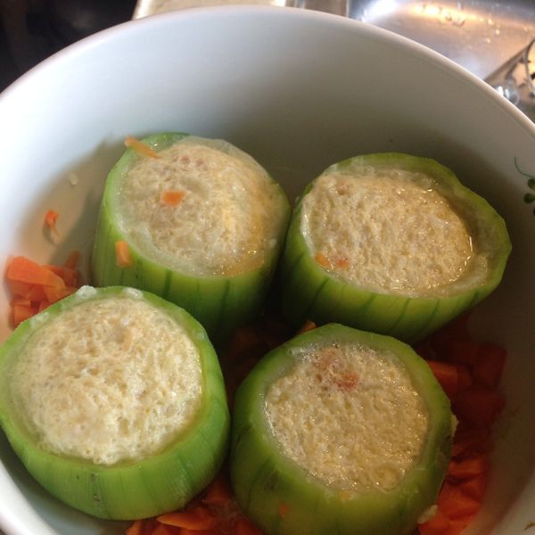 一菜二吃之絲瓜盅蒸蛋：Hunny Chen 一起做