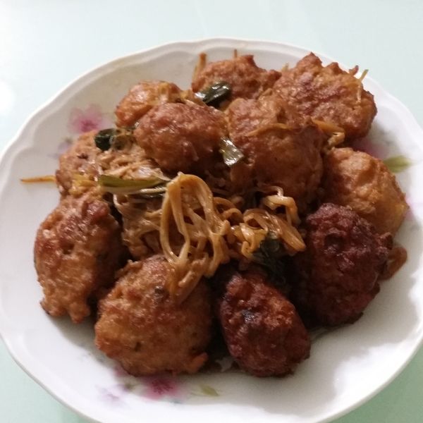 紅燒獅子頭：Joyce Wang 一起做