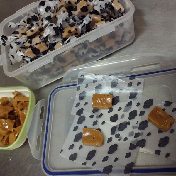 影音示範 手工自製牛奶糖 生牛奶糖 : Nana Queen一起做