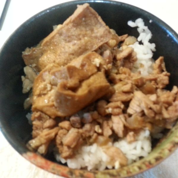 銷魂魯肉飯：Tsen Yen Shen 一起做