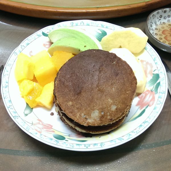 簡易香蕉蛋鬆餅(無麵粉） : 黃小花一起做