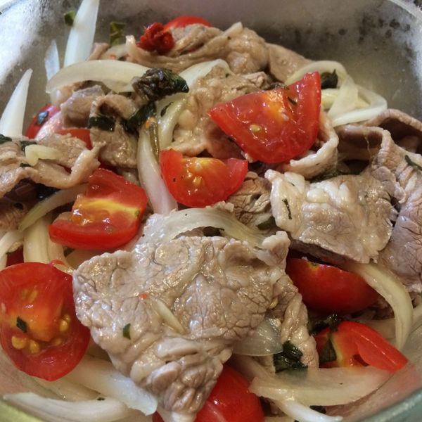 泰式涼拌牛肉片 : 瑪姬一起做