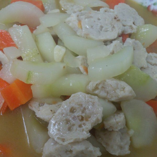 [瓜果類]大黃瓜炒貢丸：詹小瑜 一起做