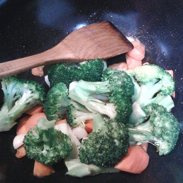 【LEKUE蒸煮盒系列】蒜香花椰菜 : Jerry Hsiao一起做