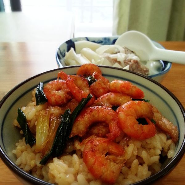 ♫【翻版火燒蝦仁飯】--美魔女Jolyn:🌸Annie’s料理小天地📣 一起做