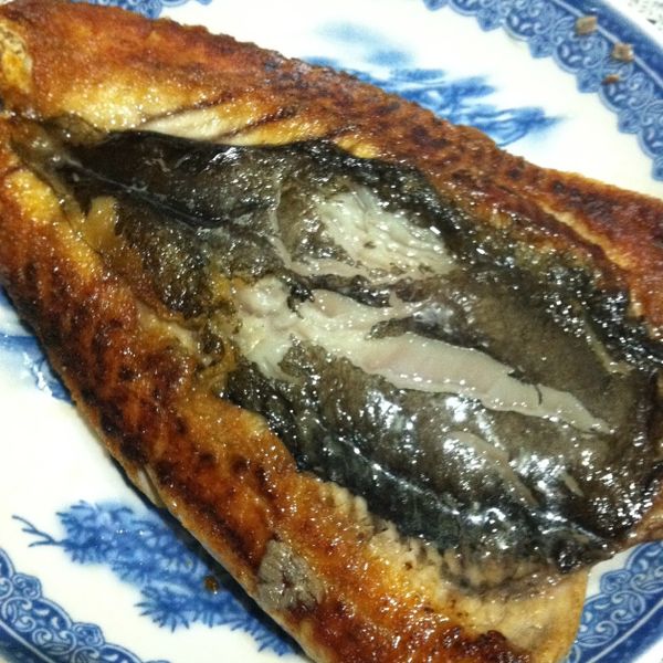 保證不噴油【香煎虱目魚肚】 : Honey mickey一起做