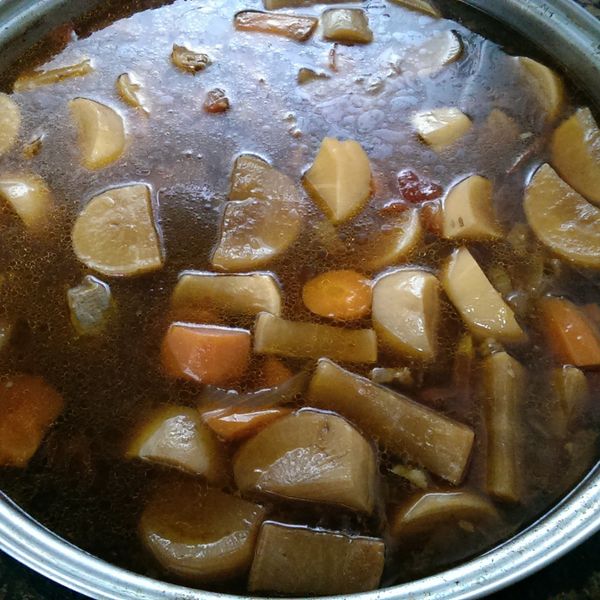 紅燒牛肉湯：RubyTaiTai  一起做