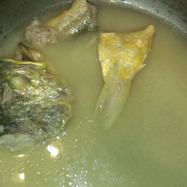 味增魚頭湯：lin 一起做