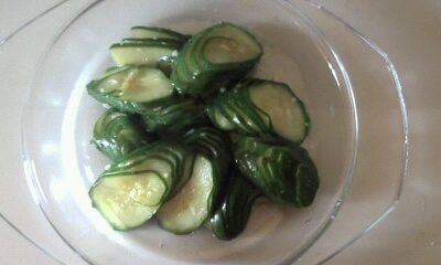 十分鐘快速上桌口感豐富超有層次的醃小黃瓜：penny 一起做