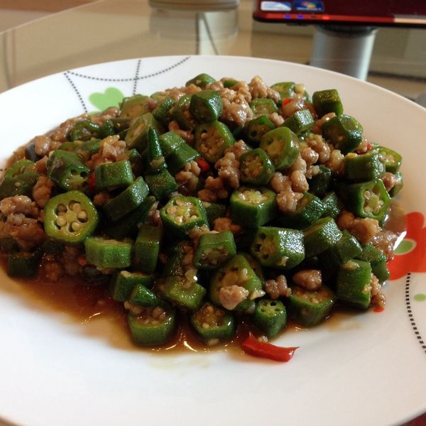 秋葵肉燥 : Sasa Lee一起做