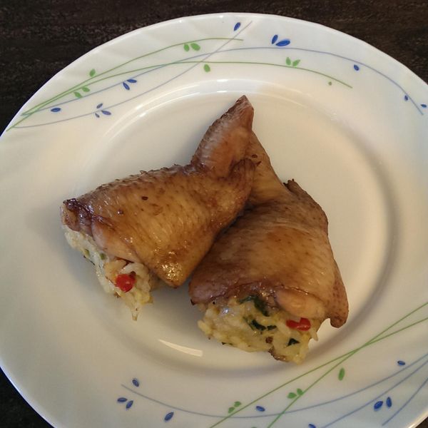 【趁熱品嘗】烤雞翅包飯：Hua 一起做