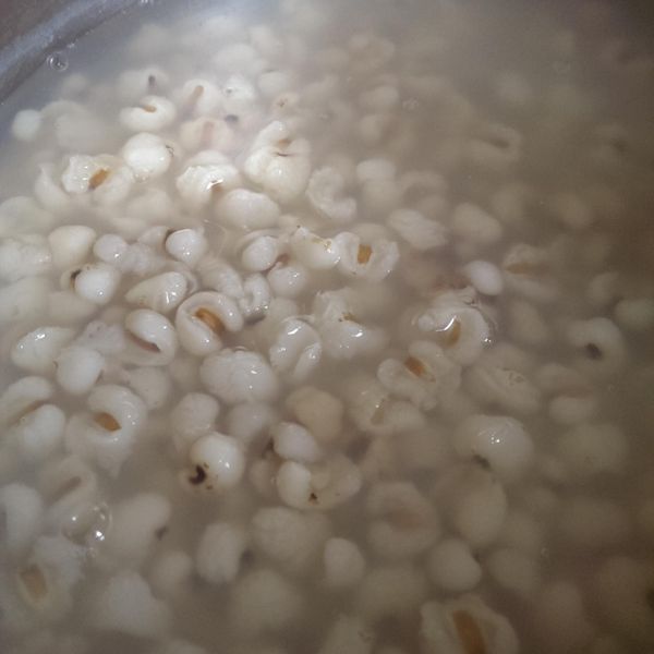 黑糖紅豆薏仁湯：小齡 一起做