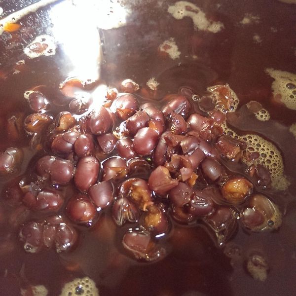 黑糖紅豆薏仁湯：小齡 一起做