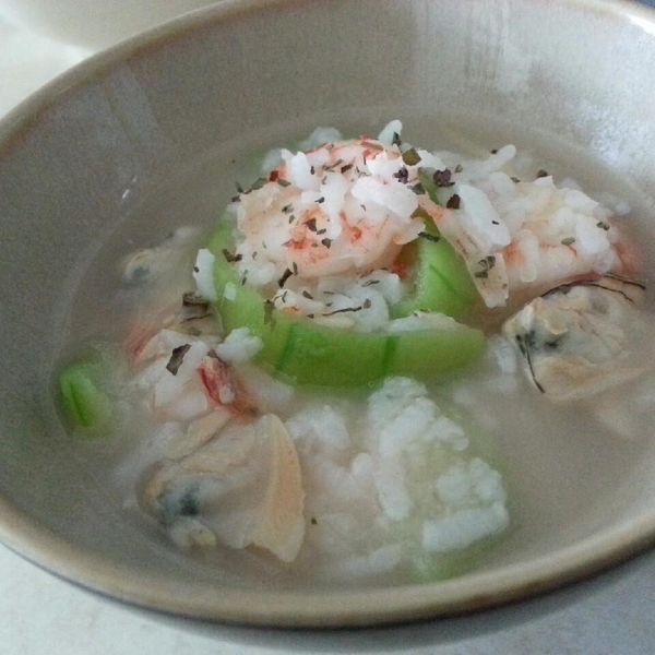 絲瓜海鮮粥：雯子 一起做