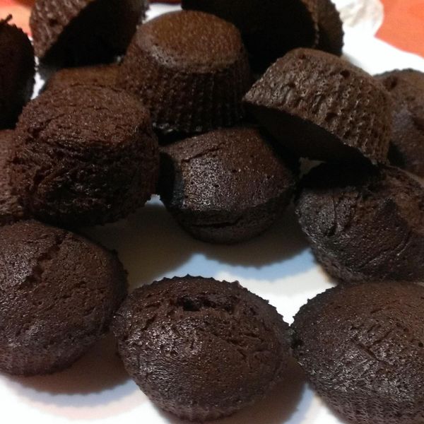 小烤箱的布朗尼【莎拉游的亂做廚房】 : 黑漆漆一起做