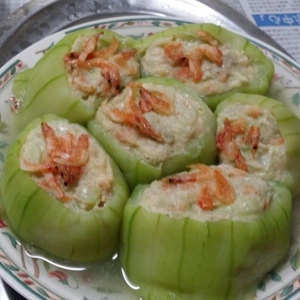 一菜二吃之絲瓜盅蒸蛋：小慈 一起做