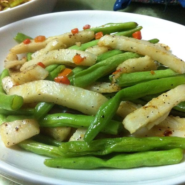蒜香奶油甜不辣炒四季豆 : Kimi Lien一起做