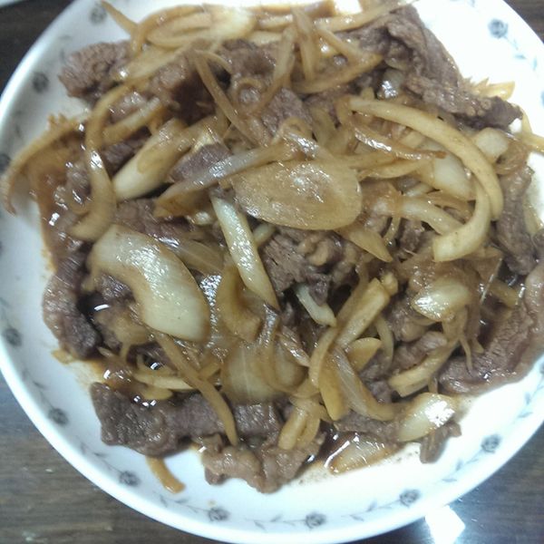 黑胡椒洋蔥牛肉 : 小岫子一起做