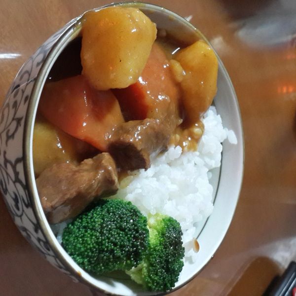 板腱牛肉咖哩：陳小彤 一起做