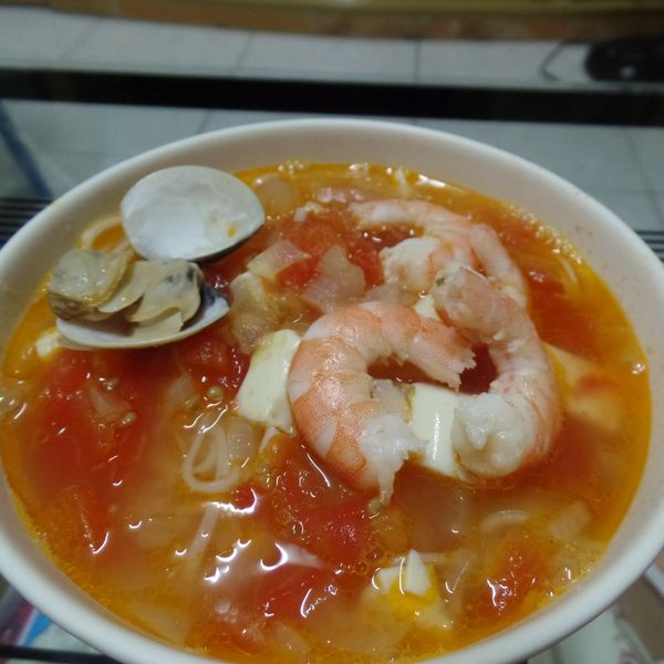 洋蔥番茄蛤蜊湯 ♪♪快手靚湯2♪♪：濃妝搖滾 一起做