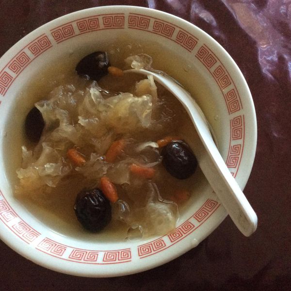 銀耳紅棗湯：annie 一起做