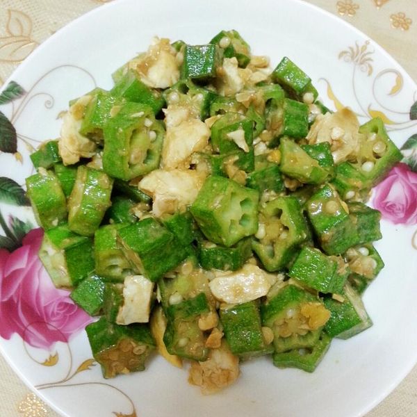 鹹蛋炒秋葵：aielson 一起做