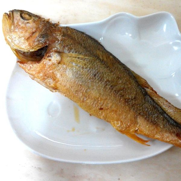 乾煎黃魚-煎魚不脫皮秘訣：Nicole Chien 一起做