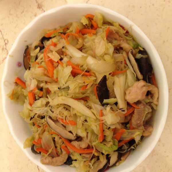 [年菜]小媳婦聰明快炒米粉：戴戴 一起做