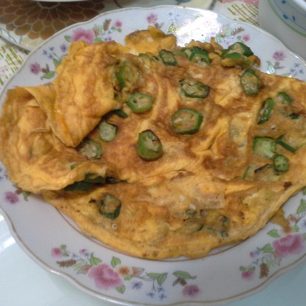 秋葵煎蛋 : 豬飽飽一起做