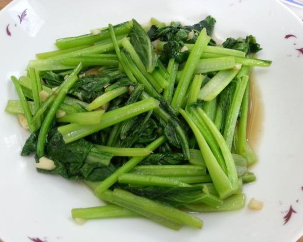 清炒油菜花 : Jun Niu Kung一起做