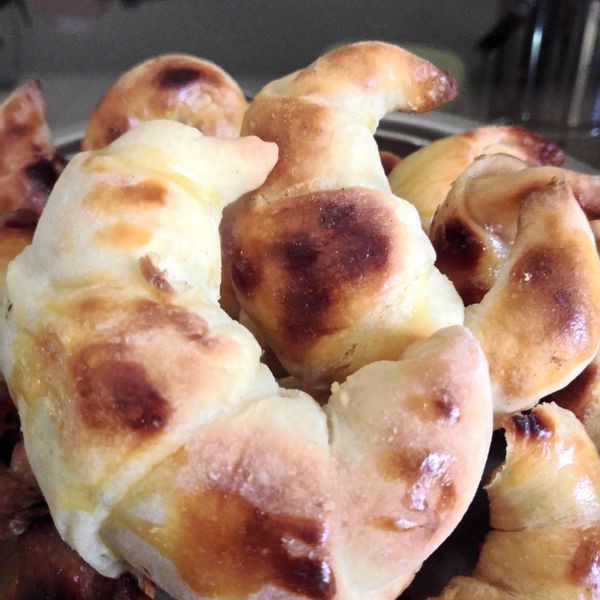 挑戰小烤箱 - 奶酥小牛角麵包 : 做實驗玩料理♥一起做