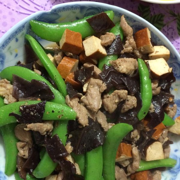 毛豆炒五香豆干 : 冰心一起做